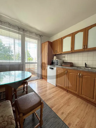 Na prenájom 3-izbový byt, 70 m², Žilina, Solinky