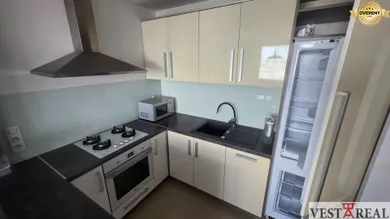 Na prenájom 3-izbový byt, 63 m², Galanta, Revolučná Štvrť