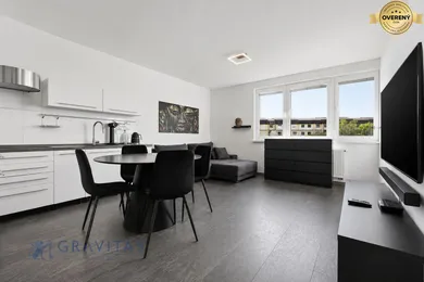 Na predaj 2-izbový byt, 46 m², Bratislava-Rača, Kadnárova
