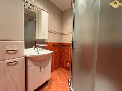 Na predaj 2-izbový byt, 62 m², Levice