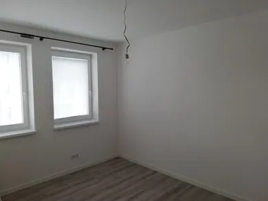 Na prenájom 3-izbový byt, 72 m², Trenčín, Kožušnícka