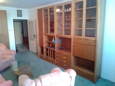 Na prenájom 2-izbový byt, 62 m², Bratislava-Rača, Karpatské námestie