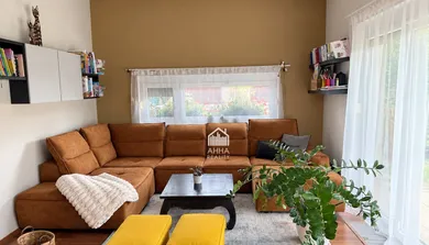 Na predaj 5-izbový dom, 162 m², Chorvátsky Grob