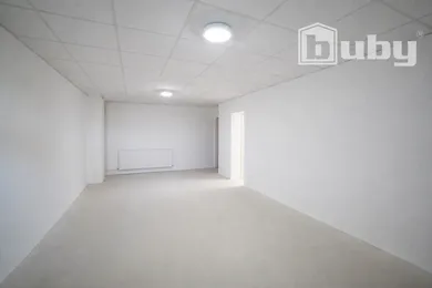 Na prenájom komerčné, 44 m², Martin, Gorkého