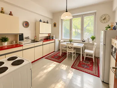 Na predaj 3-izbový byt, 72 m², Prešov, Pavlovičovo námestie