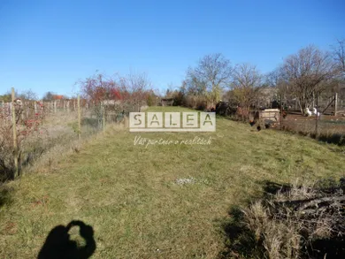 Na predaj rekreačný dom, 18 m², Levice, -