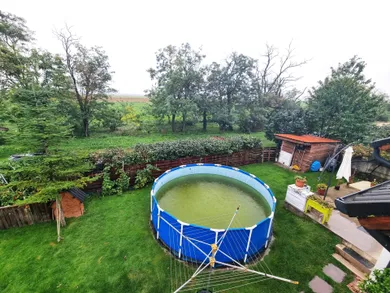 Na predaj 5-izbový dom, 86 m², Levél