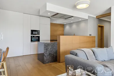 Na predaj 4-izbový byt, 167 m², Bratislava-Dúbravka, Martina Granca