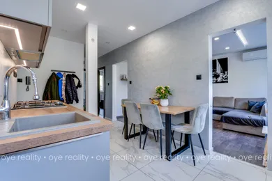 Na predaj 3-izbový byt, 64 m², Komárno