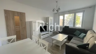 Mieszkania na wynajem, 3-pokojowe, Trnava · €750