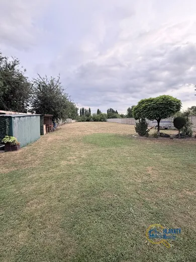 Na predaj pozemok, Kráľová nad Váhom