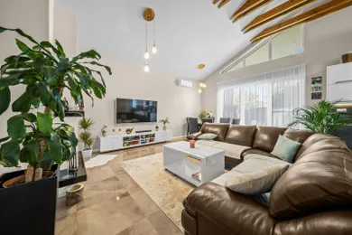 Na predaj 4-izbový dom, 112 m², Malé Leváre