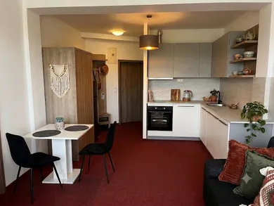 Na prenájom 2-izbový byt, 52 m², Poprad, Na Letisko