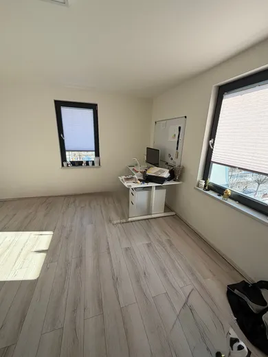 Na prenájom 1-izbový byt, 39 m², Banská Bystrica, Hviezdoslavova