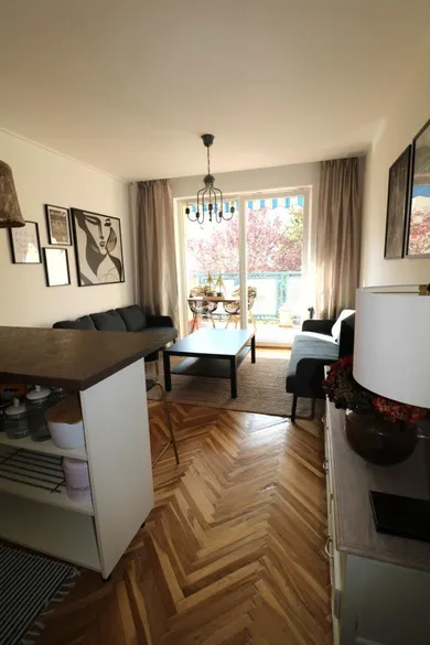 Mieszkania na wynajem, 3-pokojowe, Žilina · €750