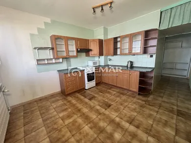 Mieszkania na sprzedaż, 3-pokojowe, Žiar nad Hronom · €125 000