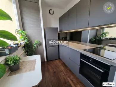 Na predaj 1-izbový byt, 38 m², Bratislava-Dúbravka