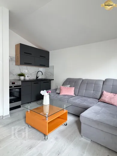Byty na prenájom 2-izbový, Nitra · €600