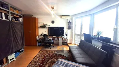 Byty na predaj 1-izbový, Bratislava-Karlova Ves · €179 900