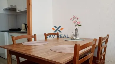 Byty na prenájom 2-izbový, Poprad · €440