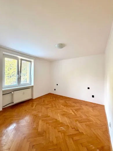 Na predaj 2-izbový byt, 54 m², Skalica, Koreszkova