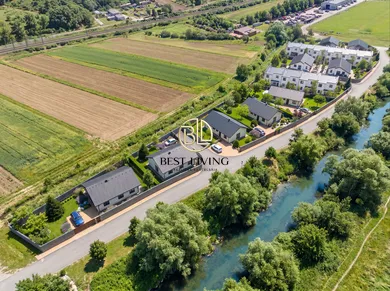 Na predaj 5-izbový dom, 62 m², Dohňany, Vieska - Bezdedov