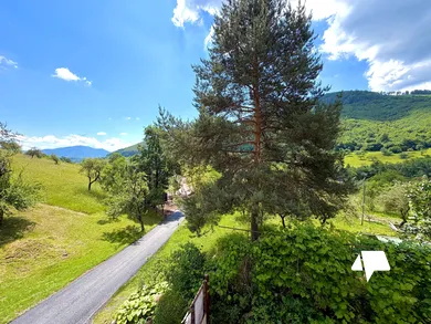 Na predaj 6-izbový dom, 140 m², Nová Baňa, Štefankova cesta