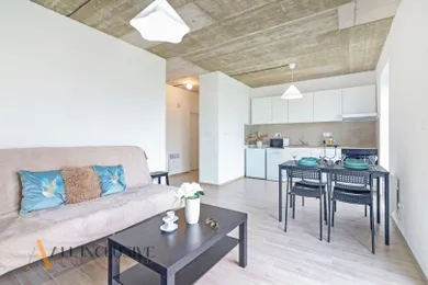 Na prenájom 2-izbový byt, 50 m², Galanta, Mládežnícka