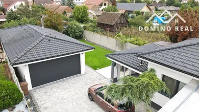 Domy na sprzedaż, 4-pokojowe, Senec · €590 000