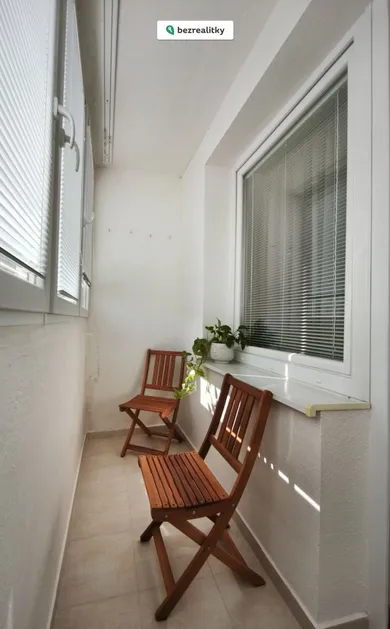 Na prenájom 1-izbový byt, 38 m², Dunajská Streda