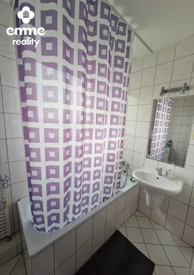 Na predaj 3-izbový byt, 64 m², Dunajská Streda, Radničné Námestie