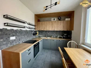 Byty na prenájom 3-izbový, Nitra · €777