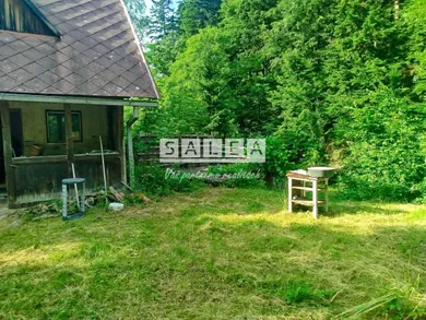 Na predaj 3-izbový rekreačný dom, 300 m², Opátka, -