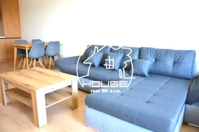 Na prenájom 2-izbový byt, 62 m², Bratislava-Lamač, Jána Langoša