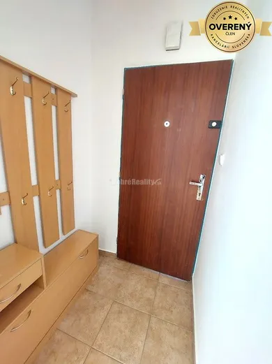 Na prenájom 1-izbový byt, 20 m², Banská Bystrica, Štefana Moyzesa