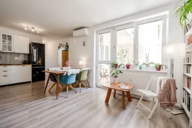 Квартиры на продажу, 3-комнатные, Bratislava-Dúbravka · €289 500