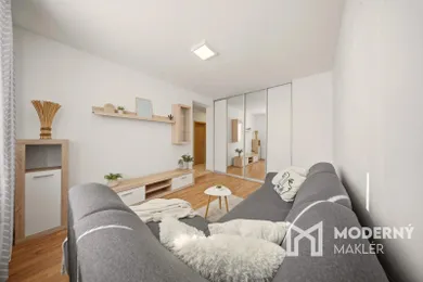 Na predaj 1-izbový byt, 36 m², Stupava, Cementárenská