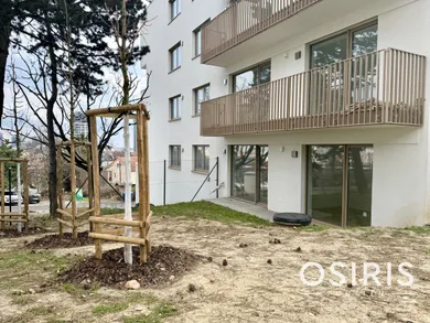 Квартиры на продажу, 4-комнатные, Bratislava-Nové Mesto · €499 900