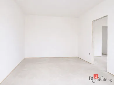 Na predaj 4-izbový byt, 76 m², Stupava, Hlavná