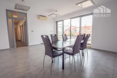 Na prenájom objekt, 124 m², Bratislava-Staré Mesto, Dunajská