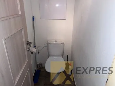 Na predaj 2-izbový byt, 62 m², Handlová, Partizánska