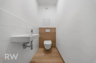 Na predaj 3-izbový byt, 86 m², Bratislava-Staré Mesto, Blumentálska