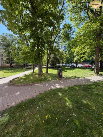 Na predaj 1-izbový byt, 35 m², Bratislava-Ružinov