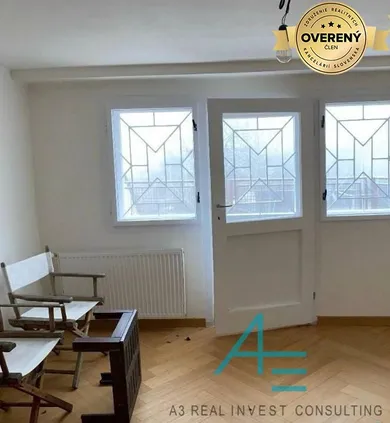 Na prenájom 4-izbový dom, 300 m², Lozorno, Zohorská