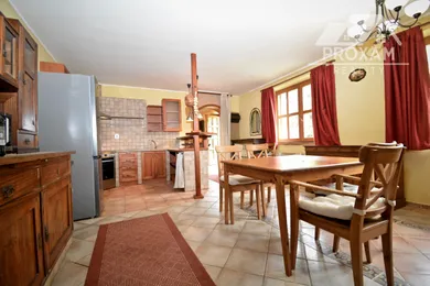 Na predaj 4-izbový dom, 160 m², Ľuboreč, žiadna