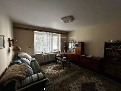 Na predaj 2-izbový byt, 57 m², Nová Dubnica