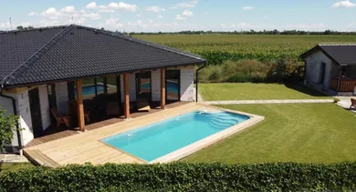 Domy na predaj 3-izbový, Rovinka · €360 000