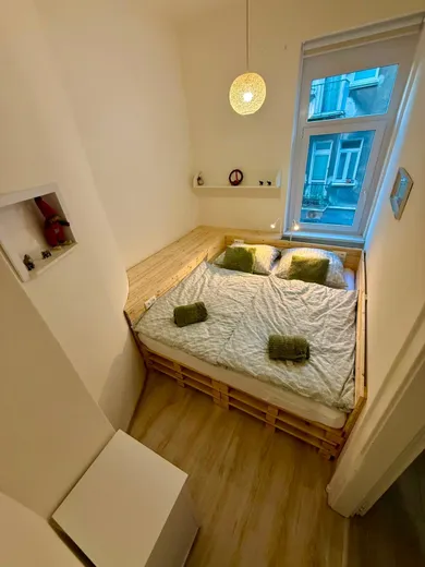 Na predaj 2-izbový byt, 44 m², Bratislava-Staré Mesto, Obchodná