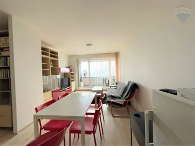 Na prenájom 2-izbový byt, 60 m², Banská Bystrica, Komenského