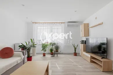 Mieszkania na sprzedaż, 3-pokojowe, Galanta · €150 000